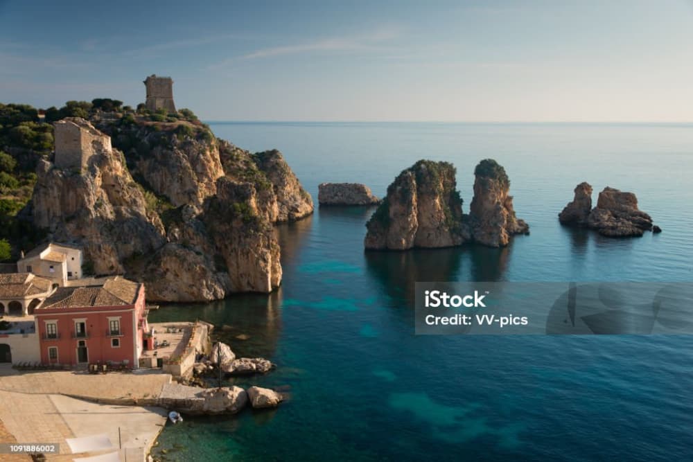 Tesouros Escondidos da Sicília: Meio Dia de Encantamento entre Scopello e Zingaro