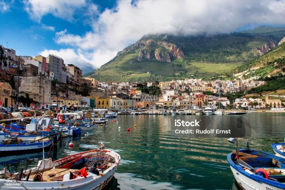 Tesouros Escondidos da Sicília: Meio Dia de Encantamento entre Scopello e Zingaro