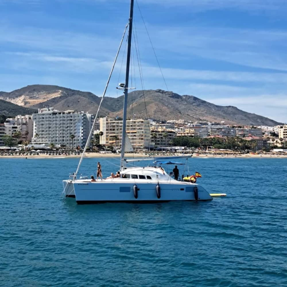 4ωρη εμπειρία με καταμαράν