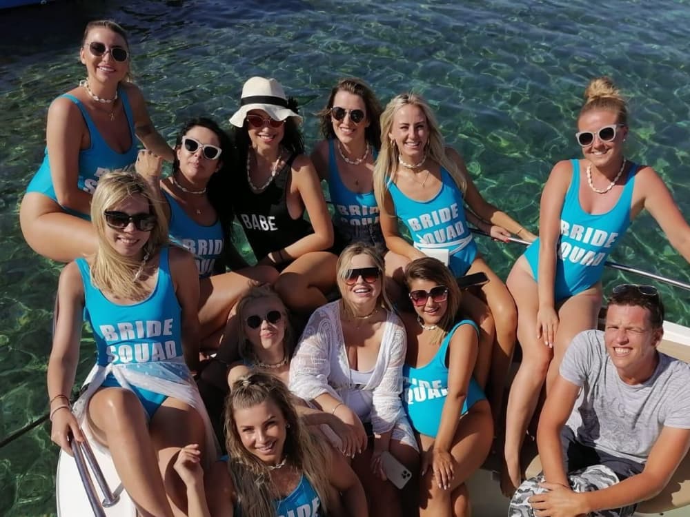 Descoberta Privada da Caverna Azul e Hvar