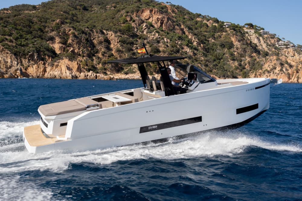 Croisière d'une journée à Ventotene : De Antonio 32