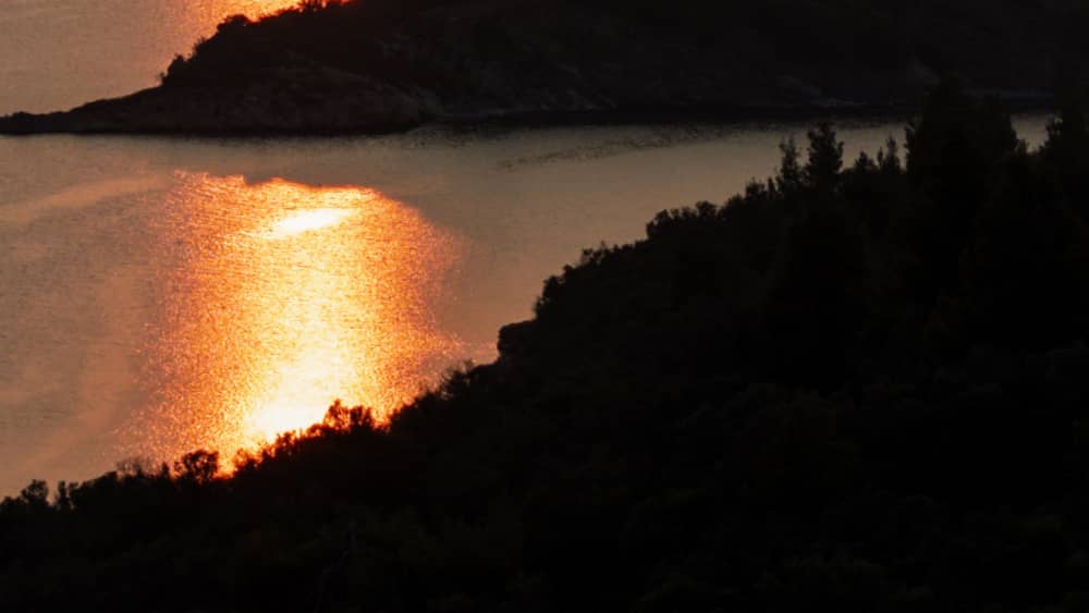 Diaporos Dream Cruise – Private Segelkreuzfahrt bei Sonnenuntergang