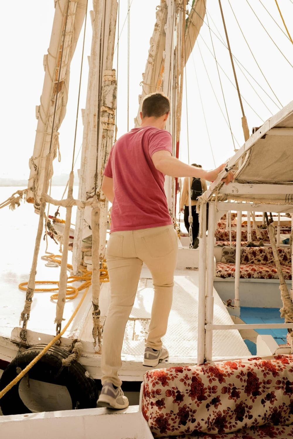 Navigando nell'anima del Cairo: un'esperienza serena sul Nilo