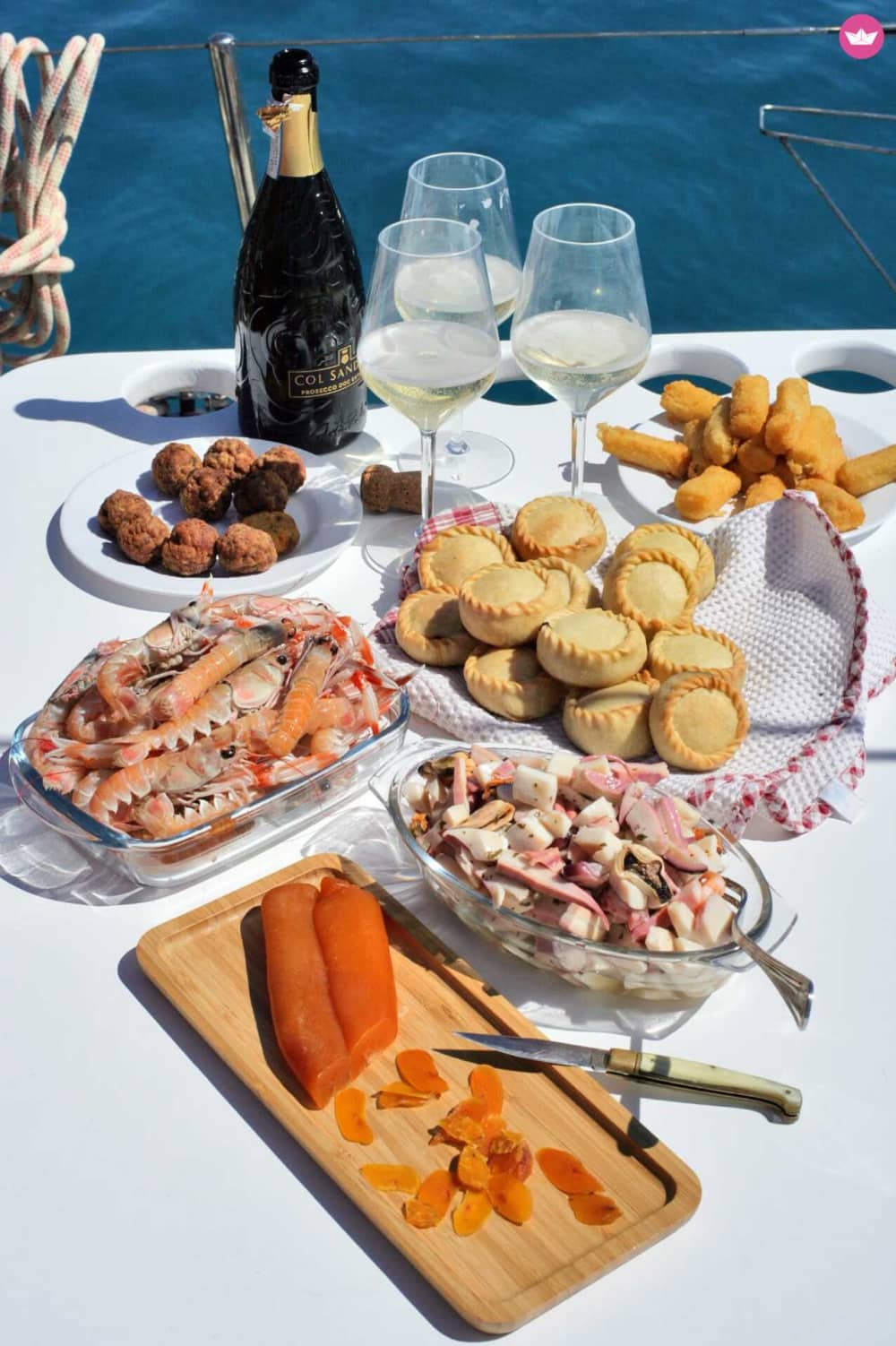 Between Tavolara and Cala Girgolu on a vintage sailing ship