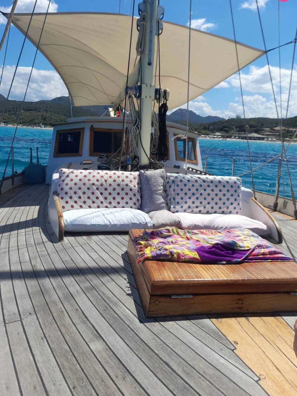 Between Tavolara and Cala Girgolu on a vintage sailing ship