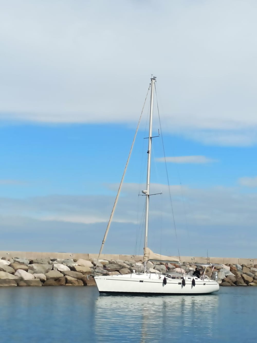 COSTA BRAVA CON 2 BARCHE A VELA, per gruppi fino a 22 persone, 8 ore