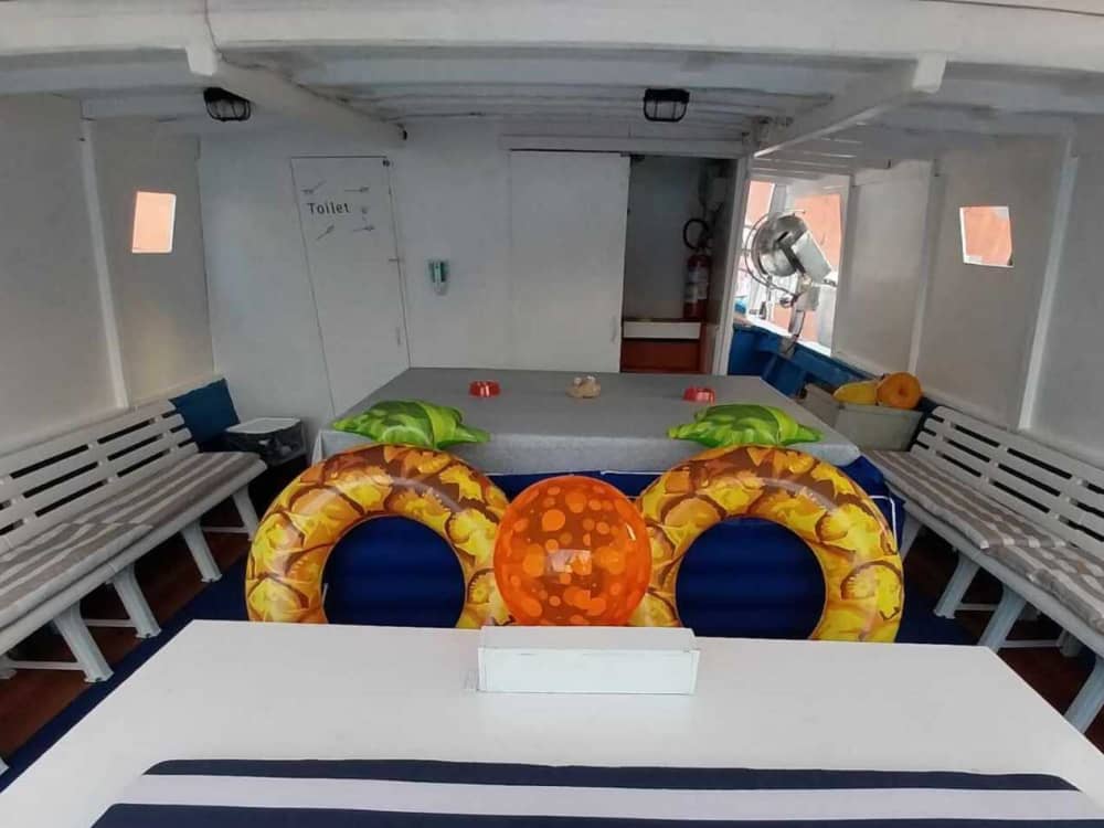 Paraíso en el Azul: Día en barco entre Ponza y Palmarola