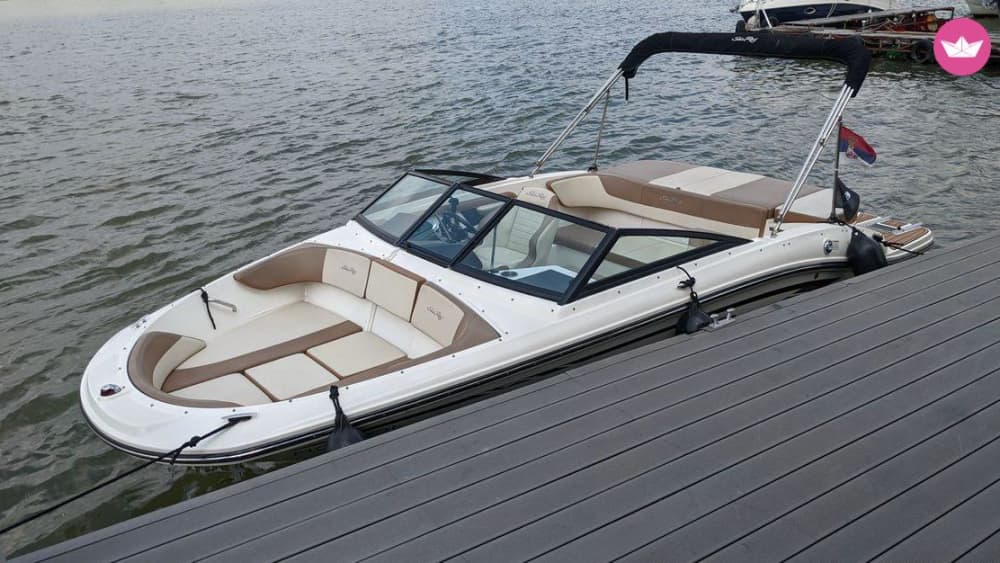 2-Hour Private Boat Tour Through the Heart of Belgrade