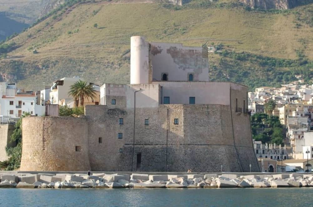 Private Gozzo Tour from Castellammare – Scopello & Zingaro Nature Reserve