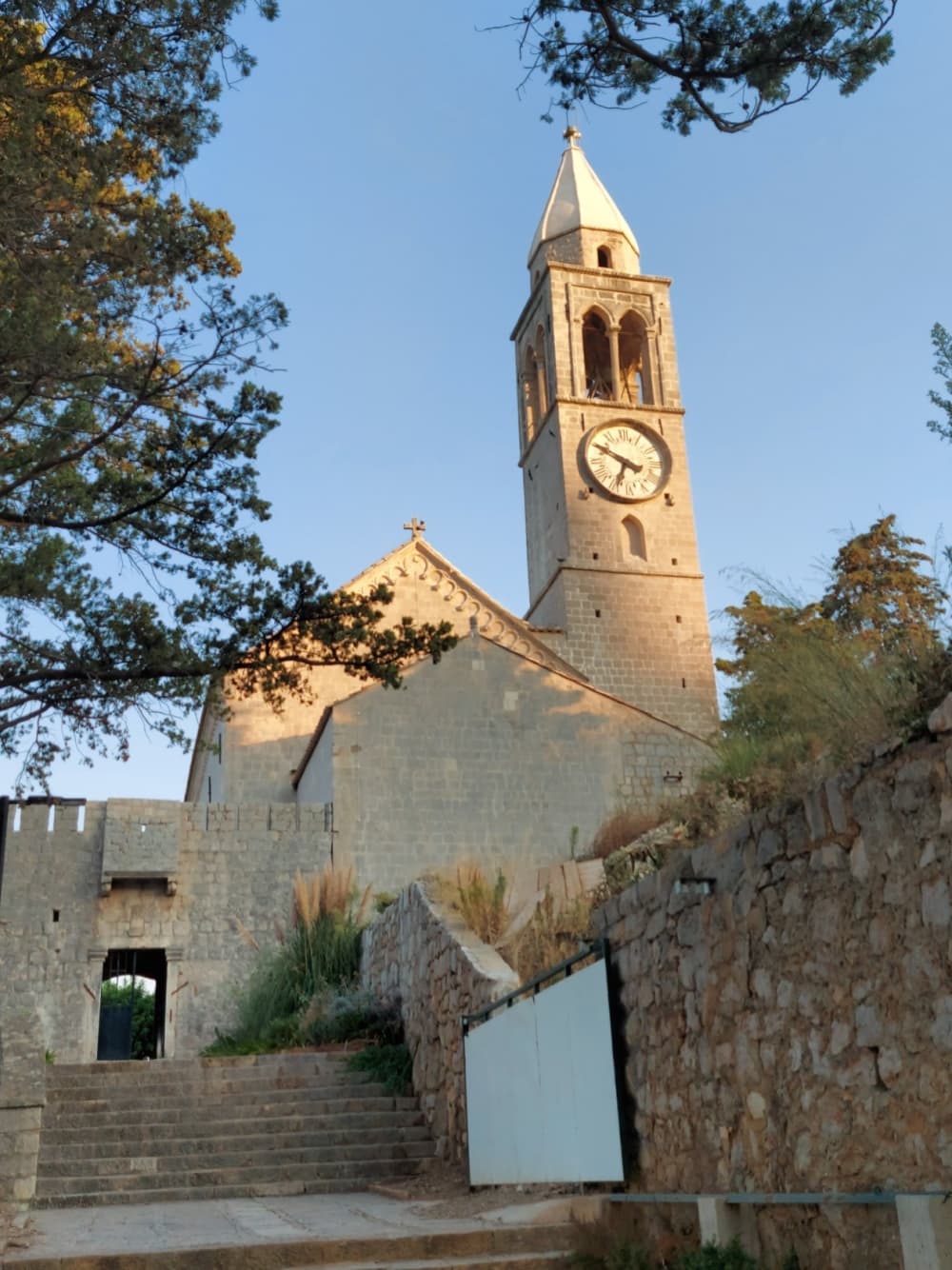 Gaudeix del sol en un viatge en vaixell de 8 hores a Dubrovnik