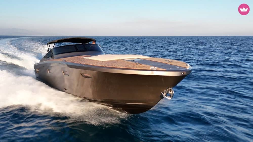 Откройте для себя Прочиду: полдня среди красок, вкусов и кристально чистого моря