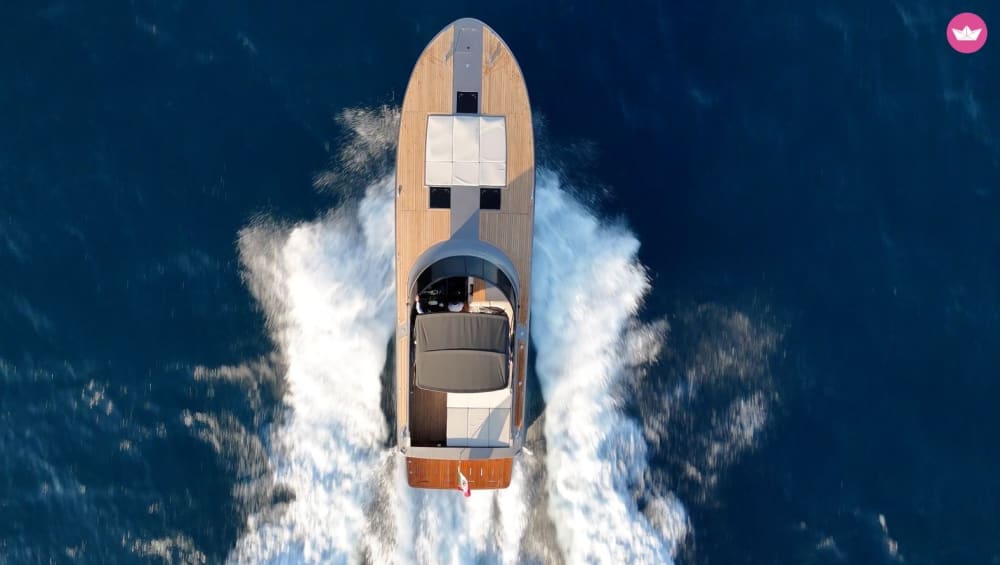 Откройте для себя Прочиду: полдня среди красок, вкусов и кристально чистого моря