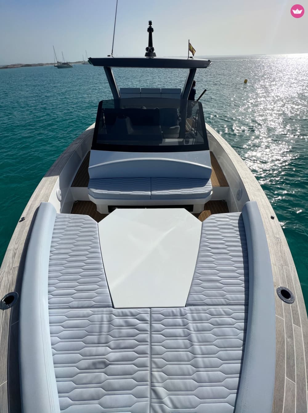 Charter de día en la costa sur de Ibiza y Es Vedrà