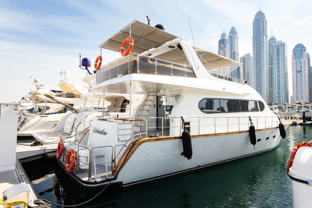Kişiye özel Dubai yolculuğu: Motor yatla dolu büyülü bir gün