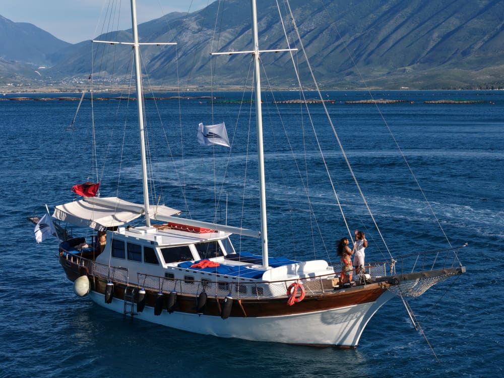 Ontspan in Vlorë: 8 uur zon op een gulet