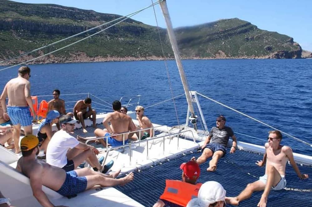 Tour in barca di 3 ore: delfini e nuotata a Djerba