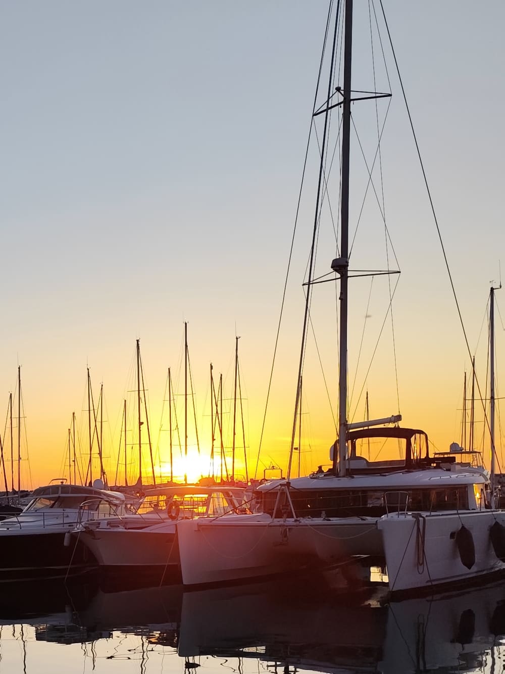 Tremiti Islands: Blue Horizon with Princess Sofi (Full Day)