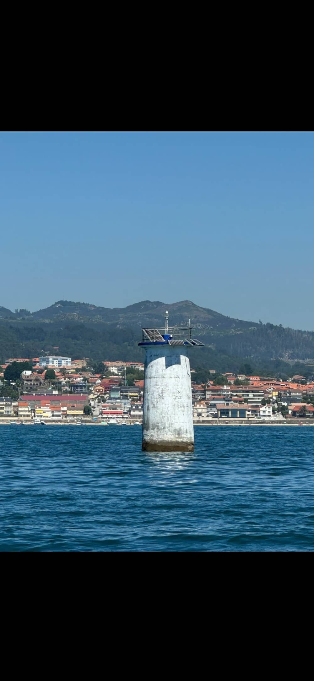 Escursione di un'intera giornata in barca a vela a Baiona.