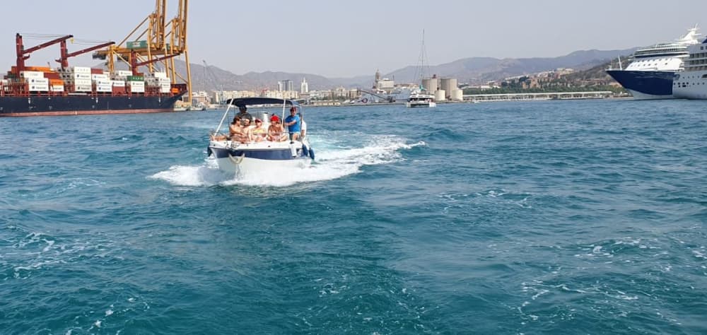 Schnorcheln, Angeln & Feiern – Ein 4-stündiges Meeresabenteuer für alle