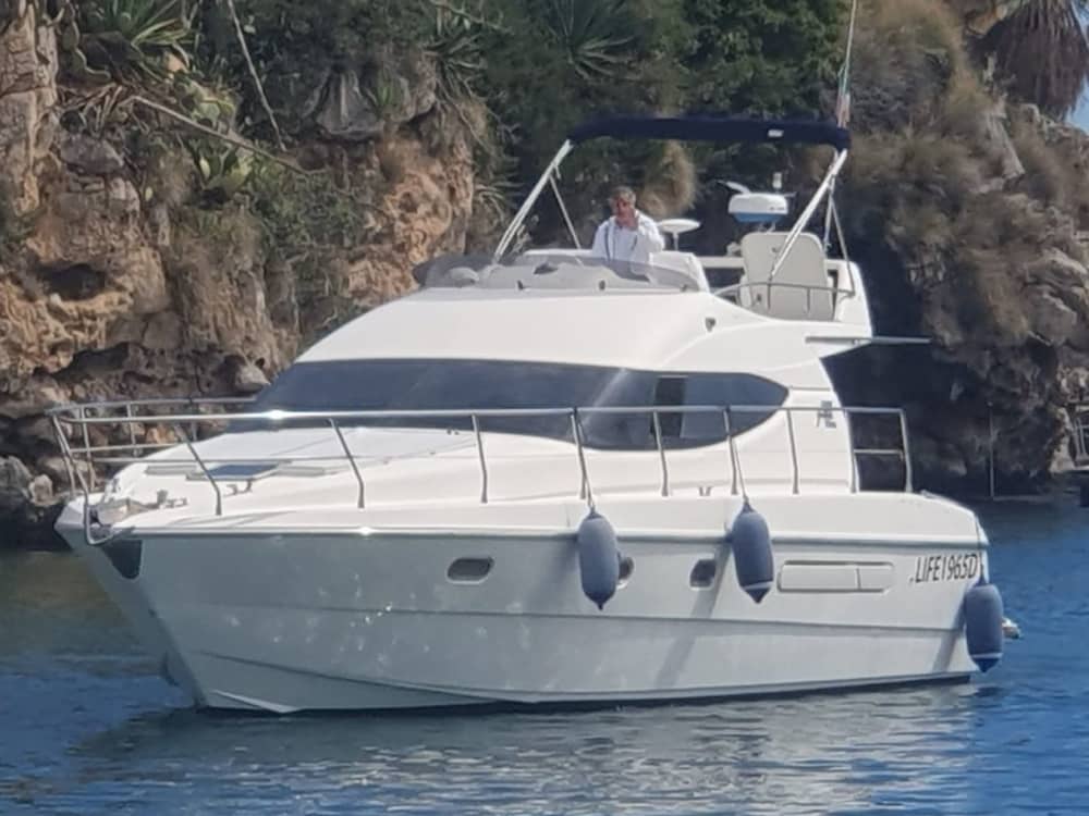 Magia al Tramonto: Romantico nella Baia di Mondello