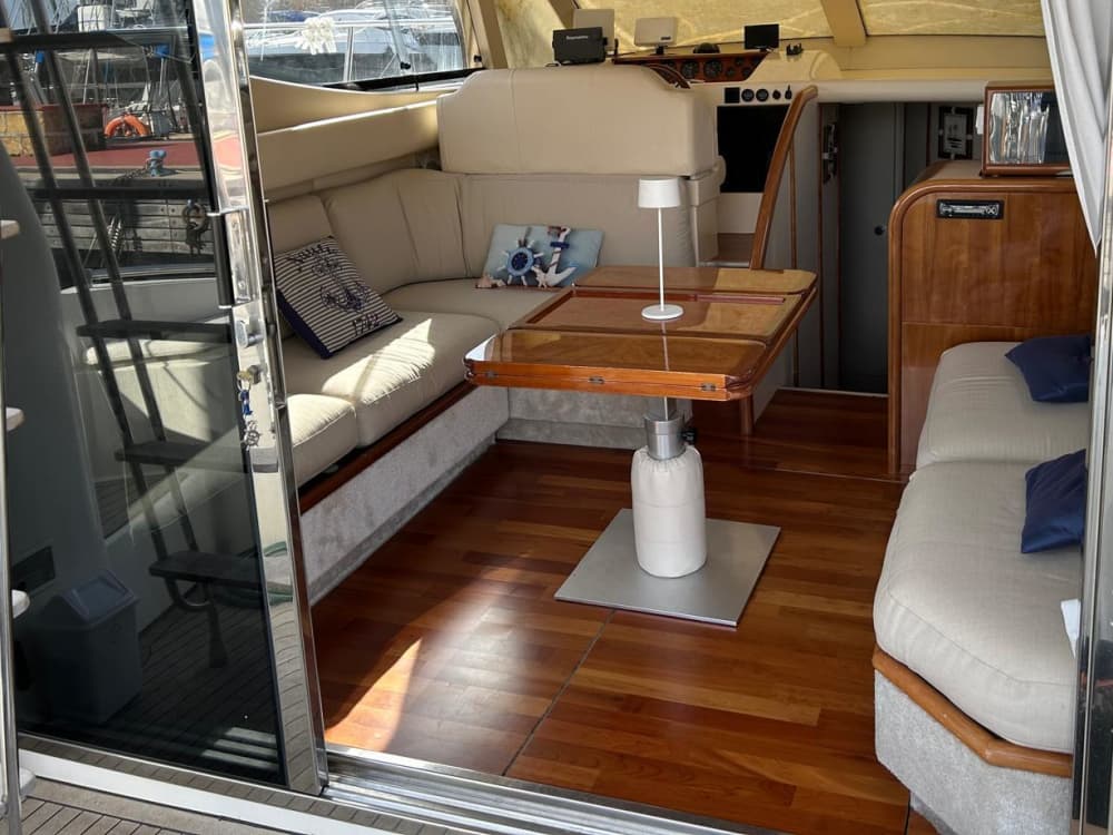 Magia al Tramonto: Romantico nella Baia di Mondello