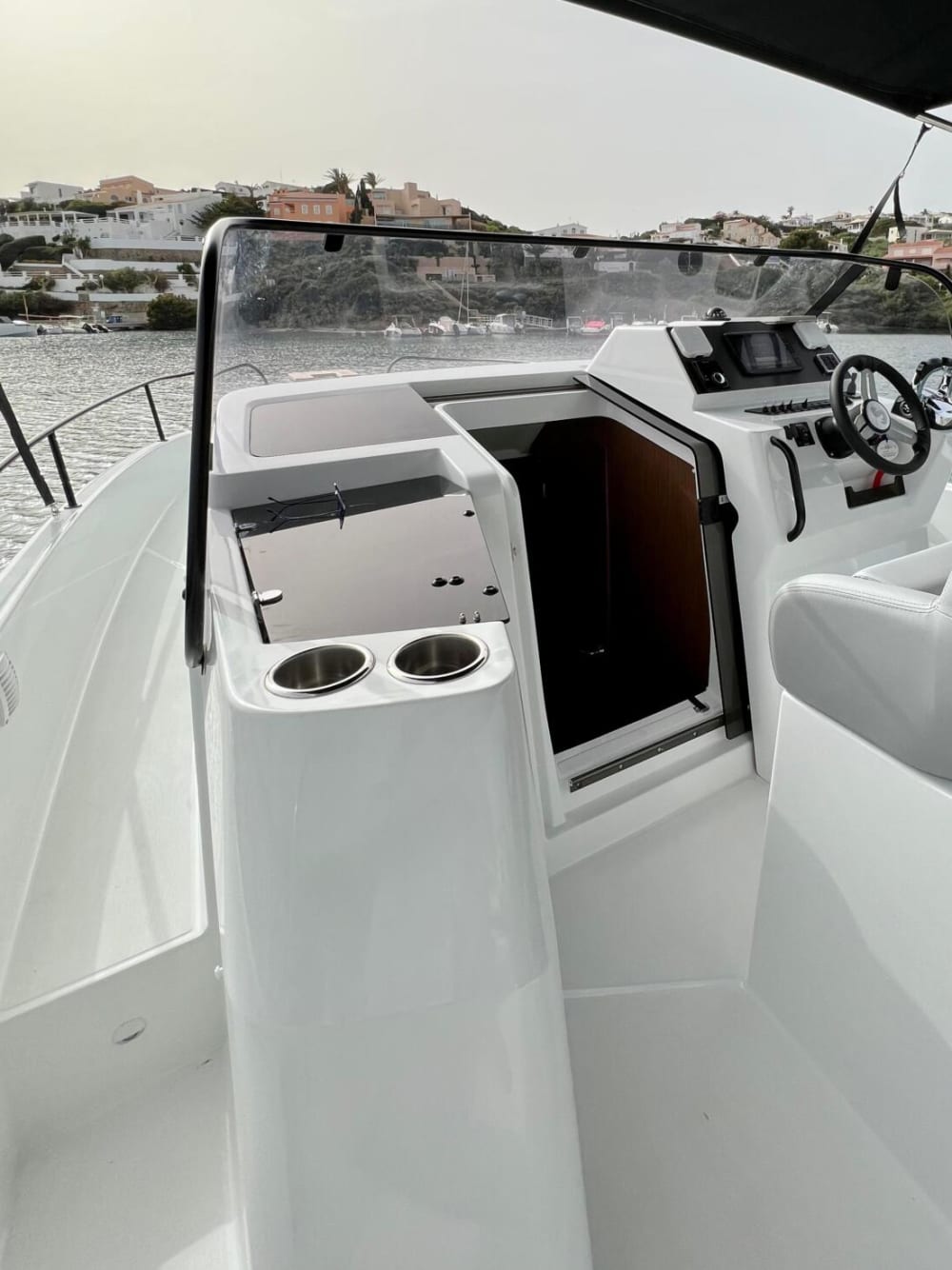 Menorca – A Full Day of Discovery by Sea