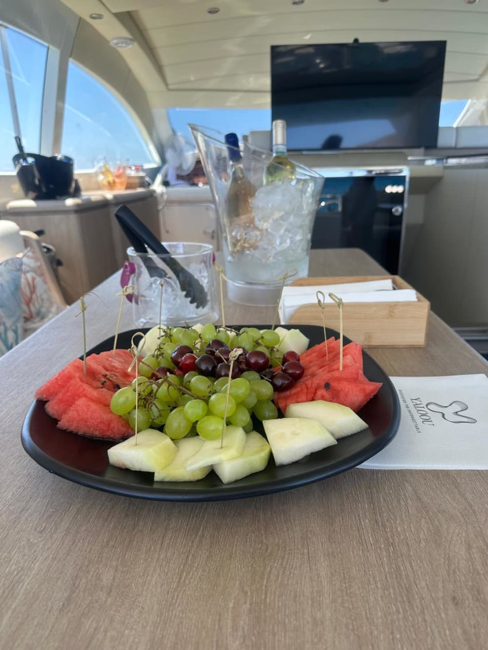 Южное побережье Рении, Делоса и Миконоса | Частная полудневная яхтенная экскурсия