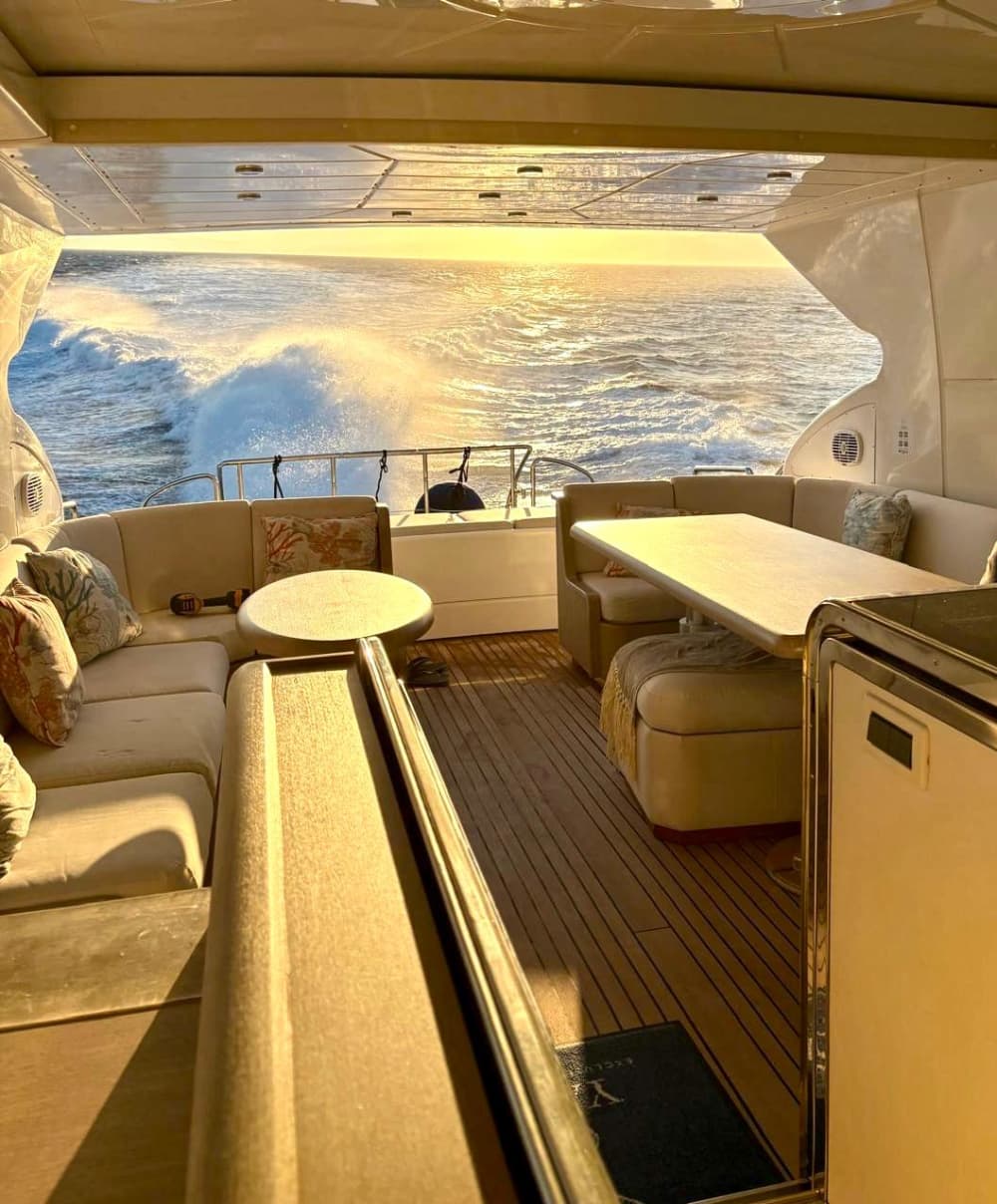 Южное побережье Рении, Делоса и Миконоса | Частная полудневная яхтенная экскурсия