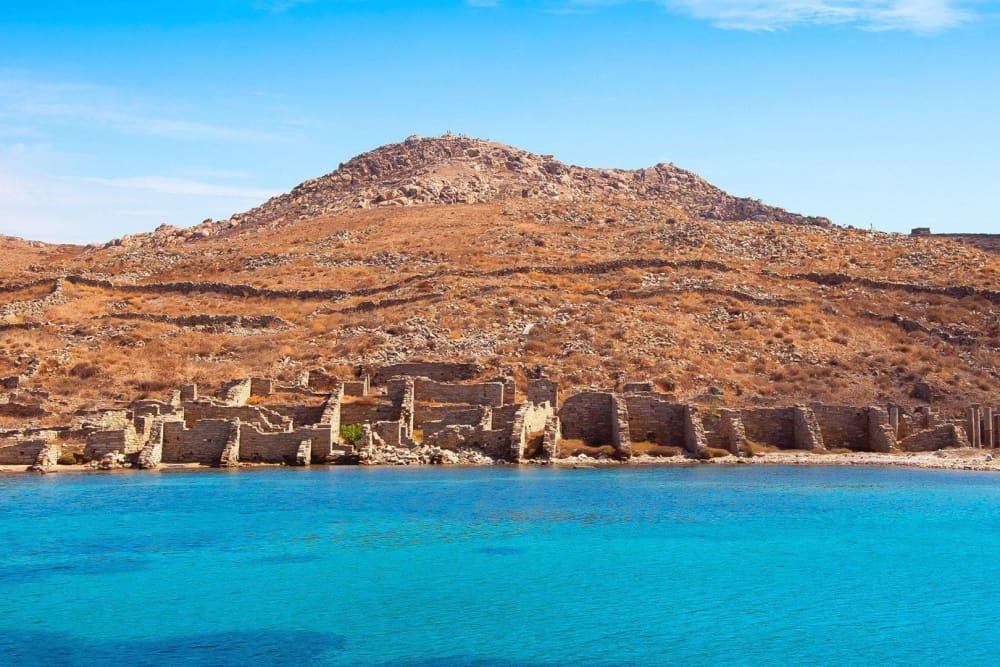 Rhenia, Delos och Mykonos södra kust | Heldags privat yachtkryssning
