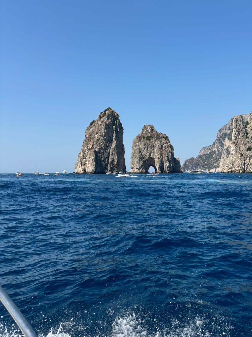 Tour in Barca a Procida con Sosta Bagno e Aperitivo