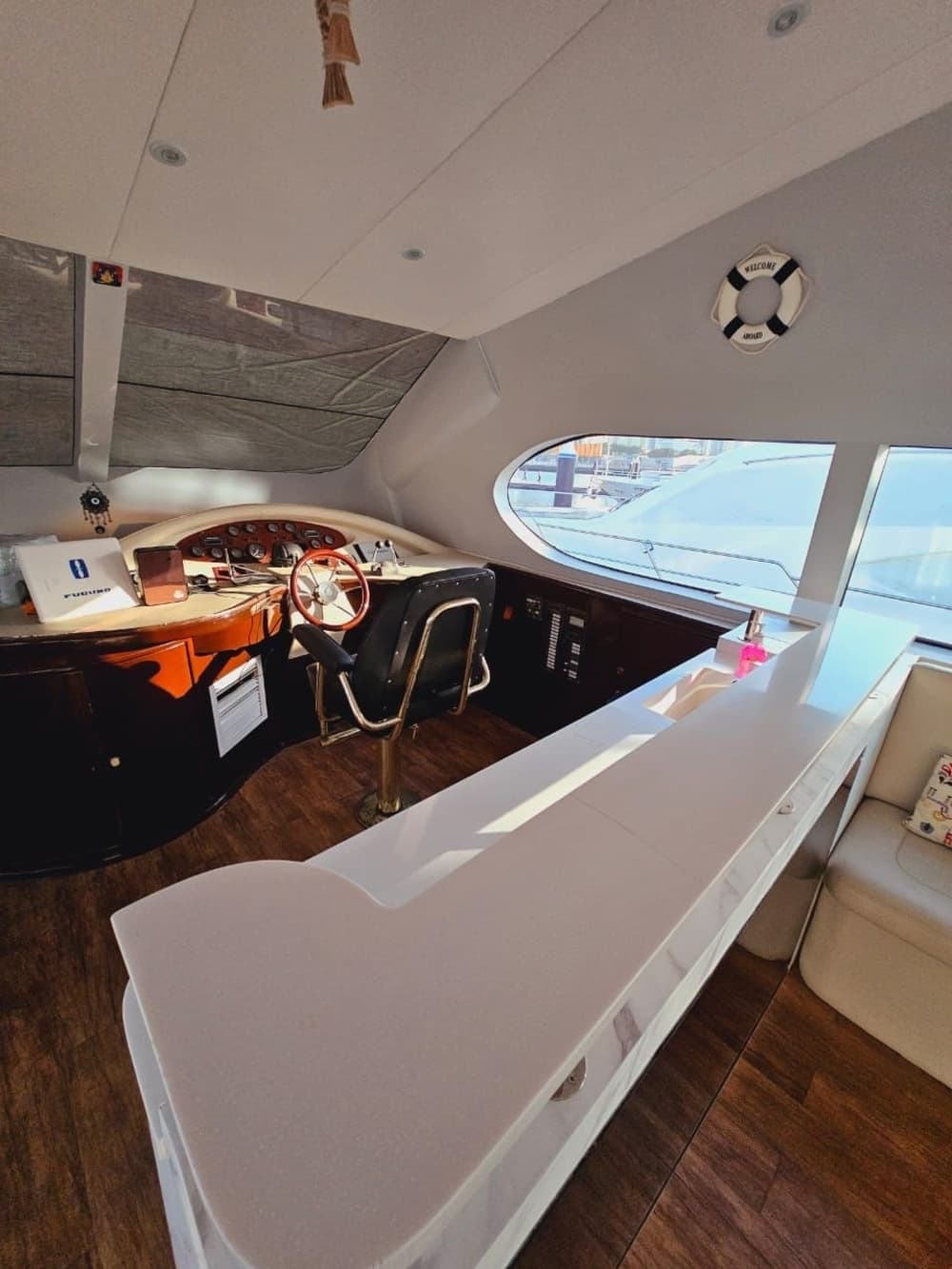 Poświęć 5 godzin na odkrycie ukrytej magii Dubai Marina zza fal