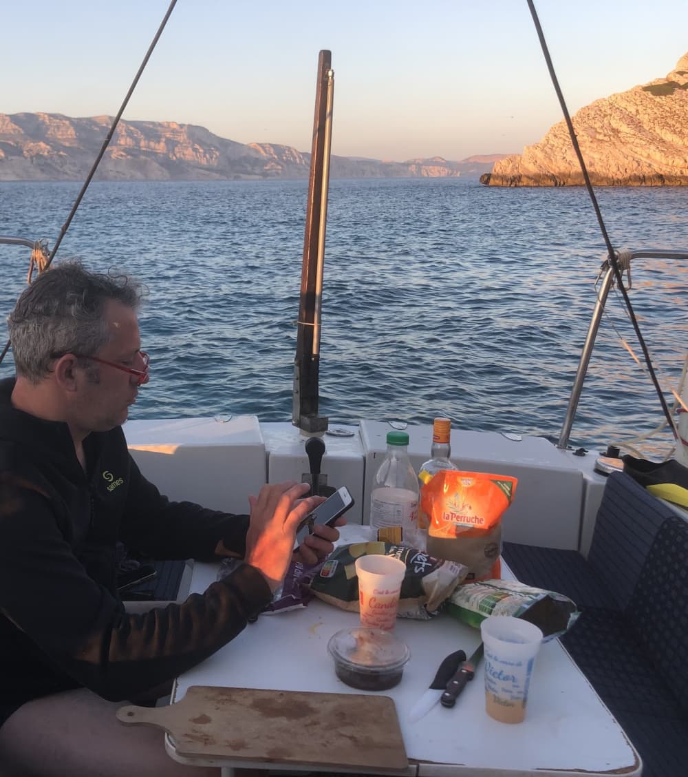 Heldags seglingsupplevelse på en segelbåt i Marseille