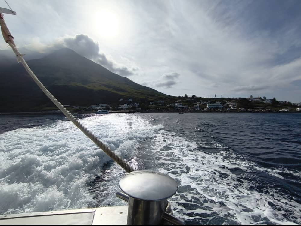 Tour alle Isole Eolie: un giorno intero a Panarea e Stromboli