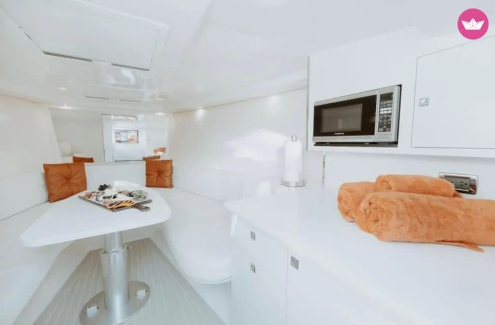 Full-Day Navigation in Cannes