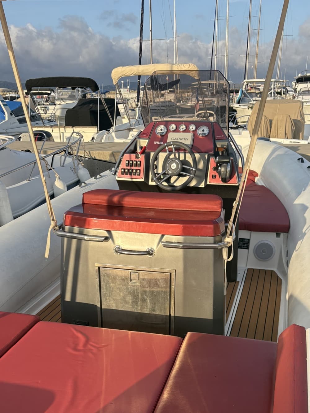 Profitez de 9h sur un bateau à moteur à Cavalaire-sur-Mer