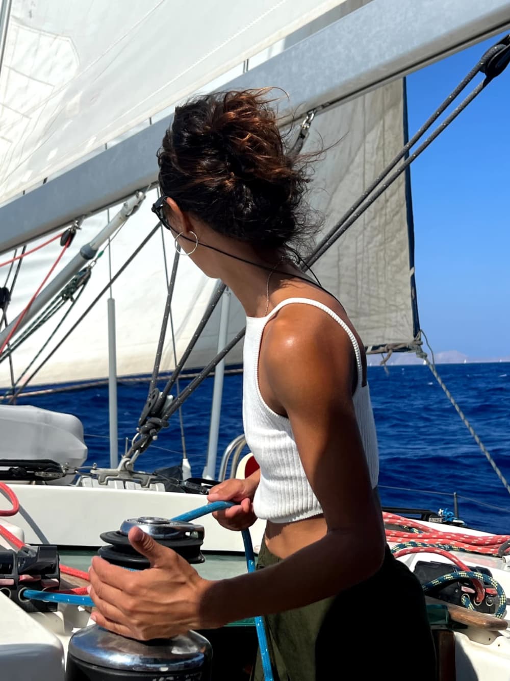 Swim, Sail & Feast – 6 Hour Morning Cruise to Dia Island