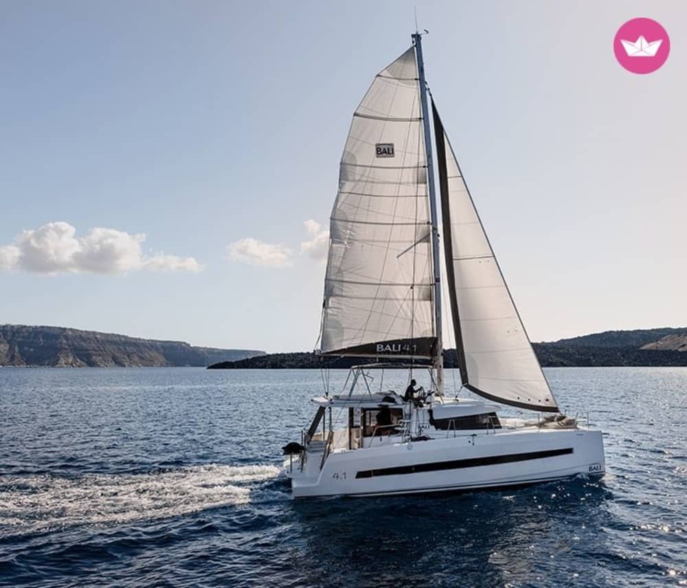 Bali 4.1: Santorini Morning Magic: Catamaran Cruise to Red Beach, White Beach, Volcano & More!