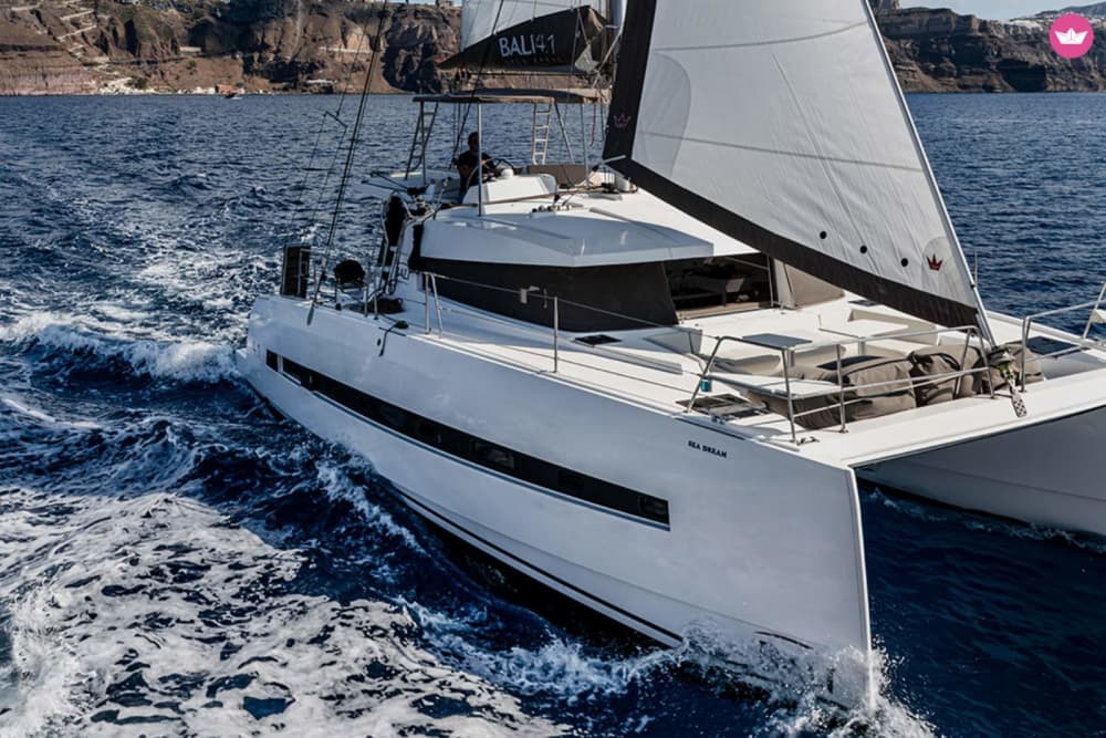 Bali 4.1: Santorini Morning Magic: Catamaran Cruise to Red Beach, White Beach, Volcano & More!