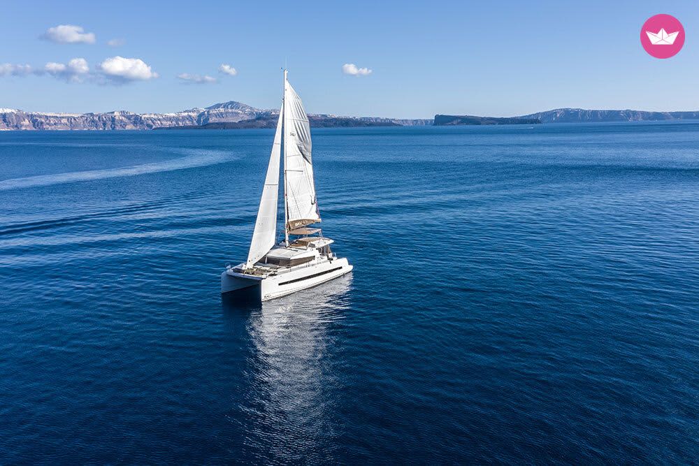 Bali 4.1: Santorini Morning Magic: Catamaran Cruise to Red Beach, White Beach, Volcano & More!