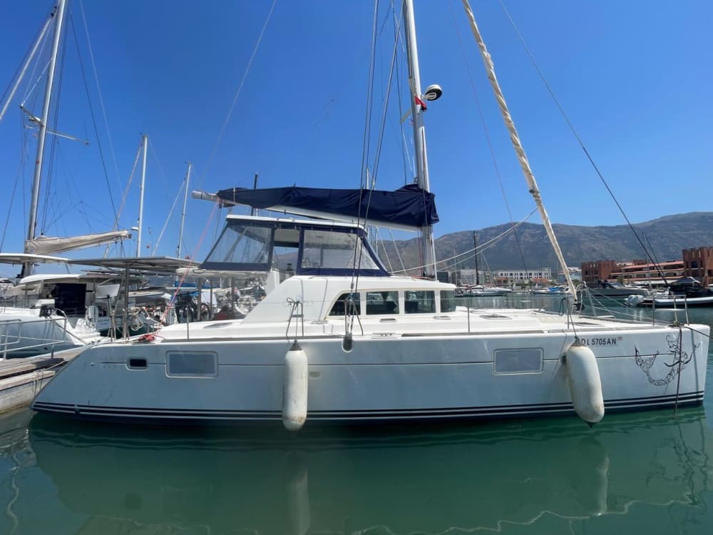 9 uur zeilen langs de kust van Vlorë