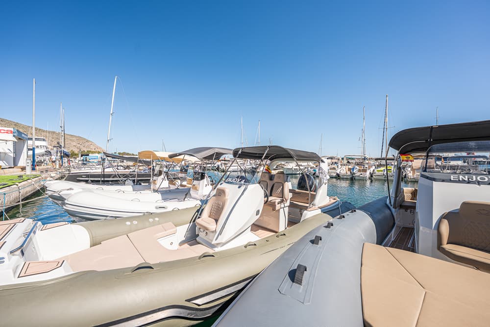 Premium Experience of 4 Hours through the Coves of the Costa Blanca in ITALBOATS Stingher 22GT