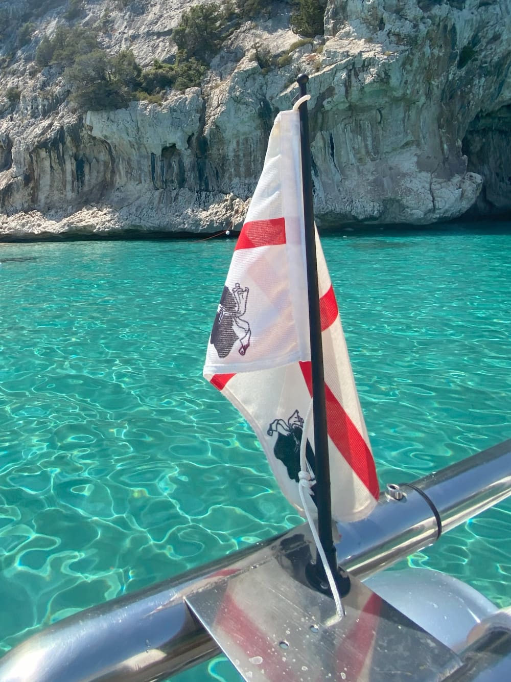 Побережье Ольястры на целый день — от Арбатакса до бухт: Голоритце, Мариолу, Луна и Бириала.