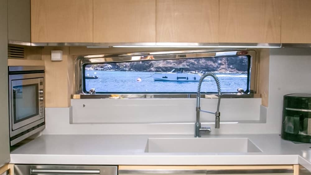 Antiparos, Panteronisi & Despotiko | Private Yacht Excursion (Full Day)