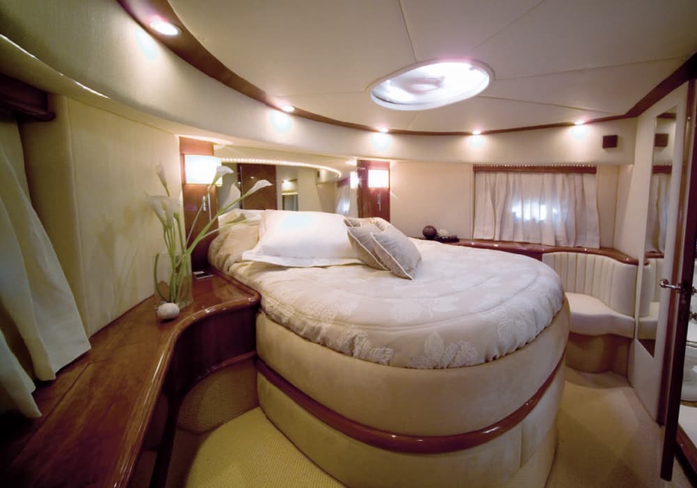 Unrivaled Chalkidiki views: A world-class day on a motor yacht