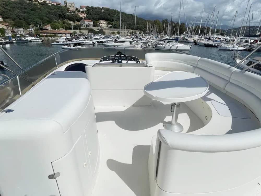 Unrivaled Chalkidiki views: A world-class day on a motor yacht