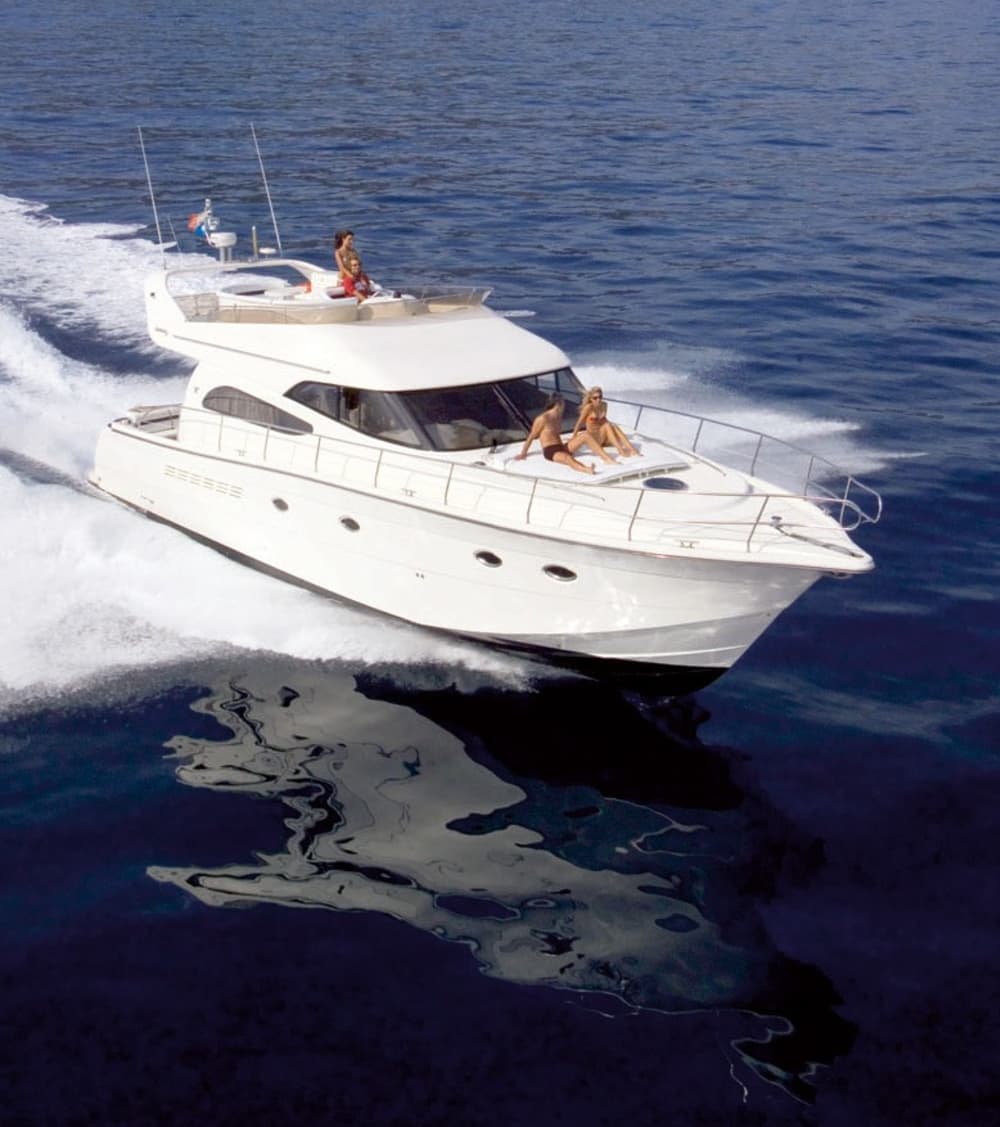 Unrivaled Chalkidiki views: A world-class day on a motor yacht