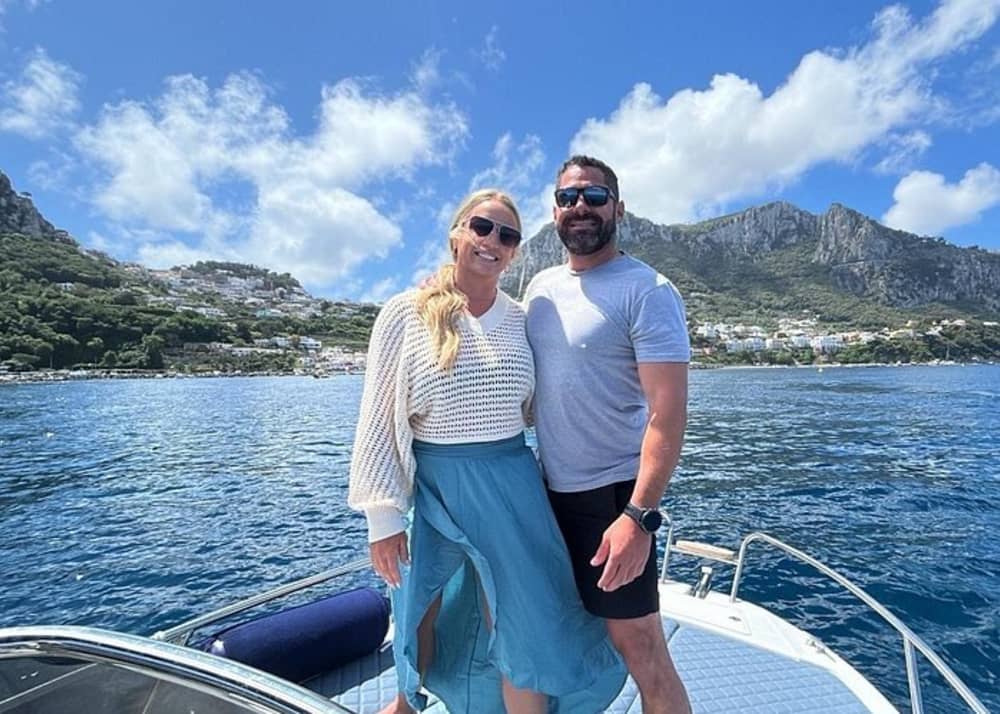 Private Tour of Capri on a 24-foot Boat