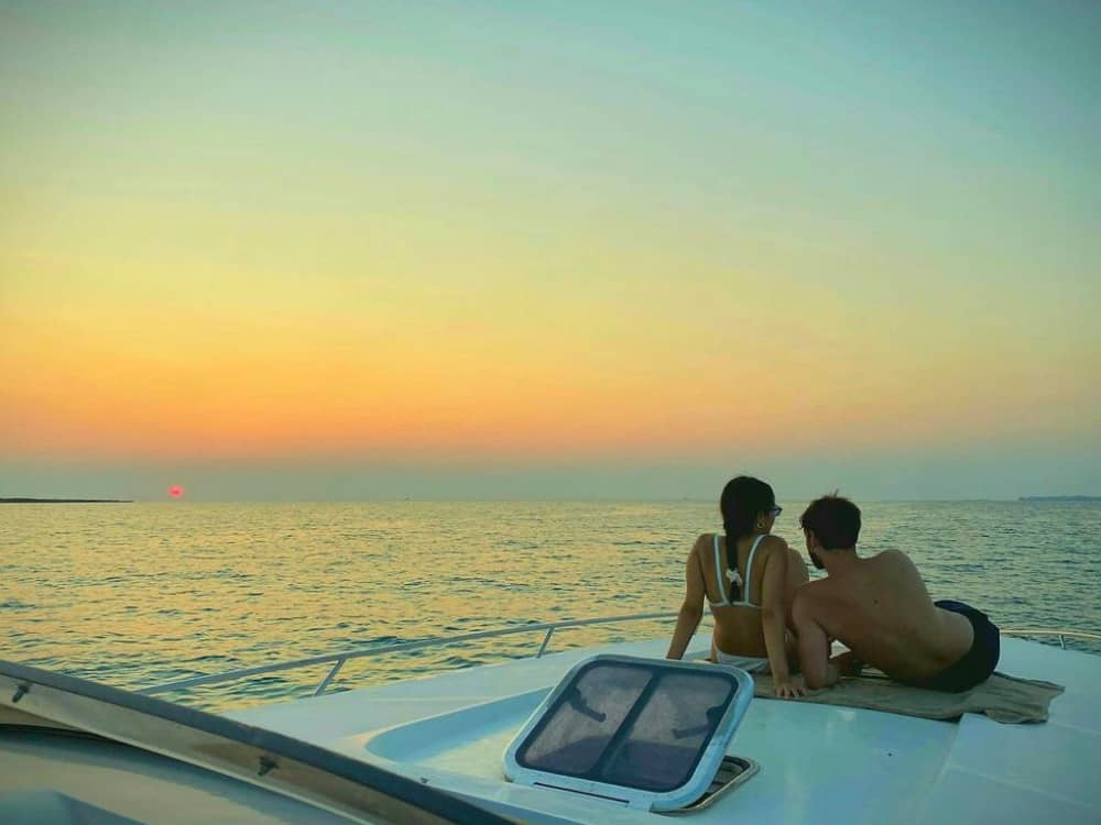 Escapada en yate a Porto Cesareo: Maravillas costeras de medio día