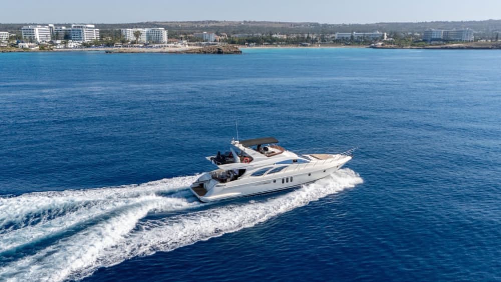 Découvrez Ayia Napa lors d'une excursion d'une demi-journée en bateau à moteur.