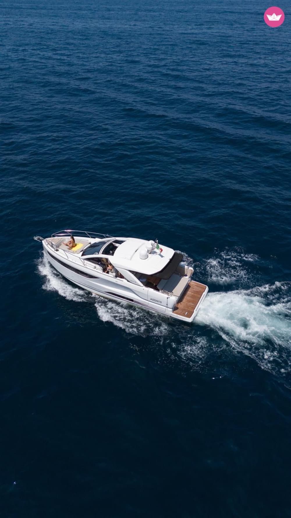 Positano och Isola dei Galli: En charmig dag från Neapels hamn